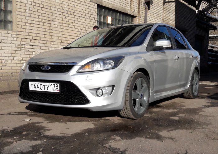 Ford Focus 2 седан