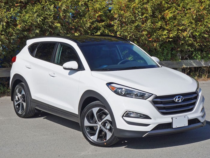 Hyundai Tucson 2016 белый