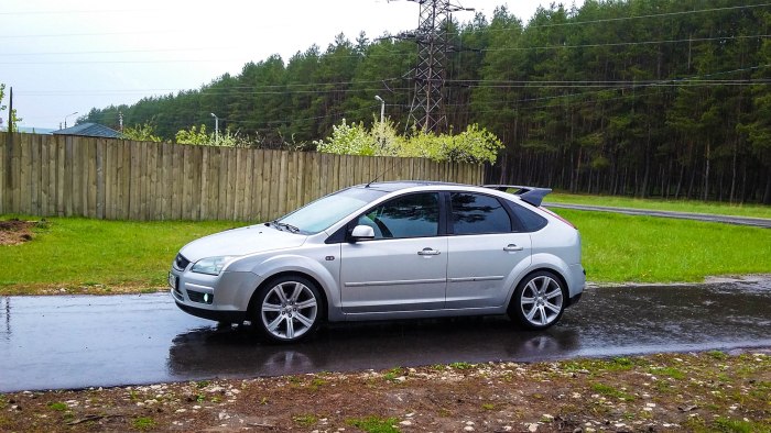 Ford Focus 2 хэтчбек
