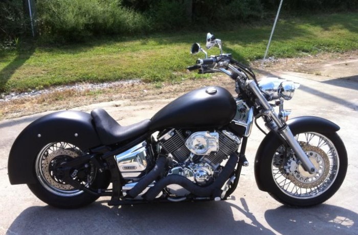 Yamaha XVS 1100 Custom