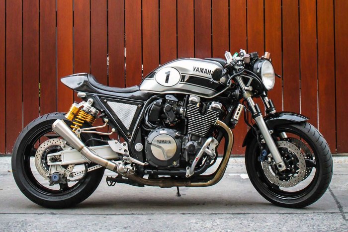 Yamaha XJR 1300 Cafe Racer
