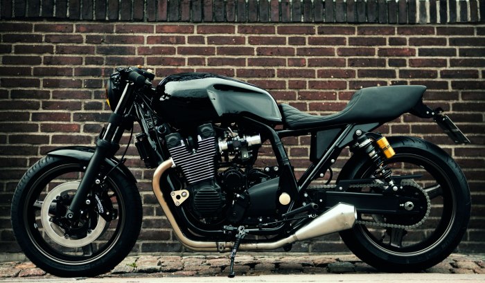 XJR 400 Cafe Racer