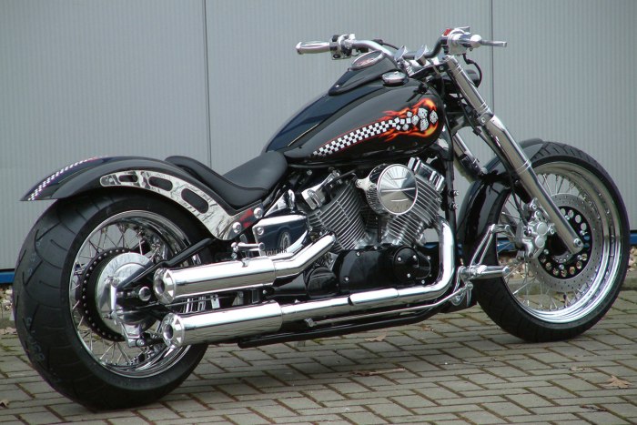 Yamaha Drag Star 1100 Custom