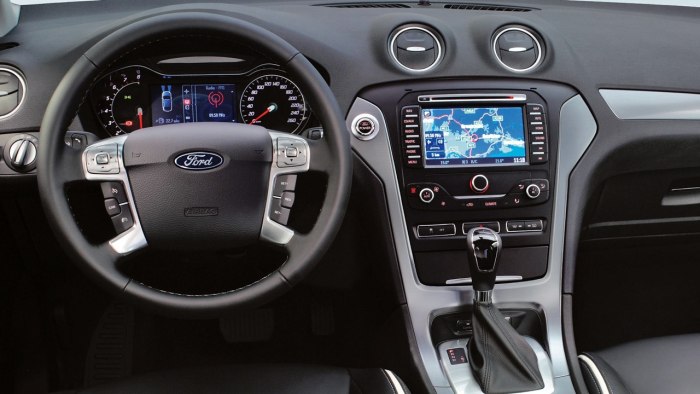 Ford Mondeo 4 2012