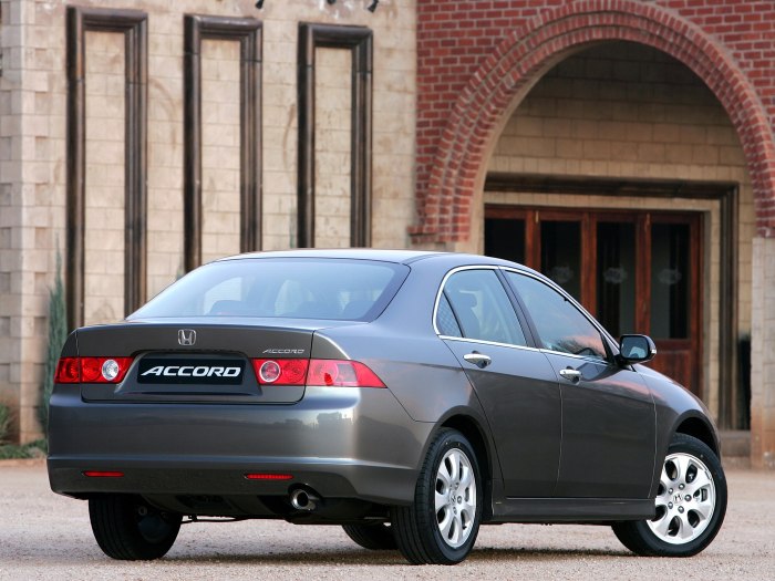 Honda Accord 7 поколение