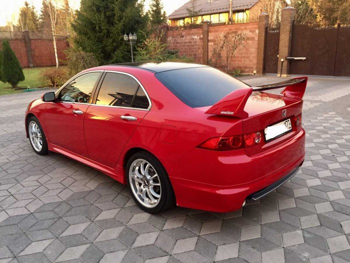 Honda Accord 7 красный