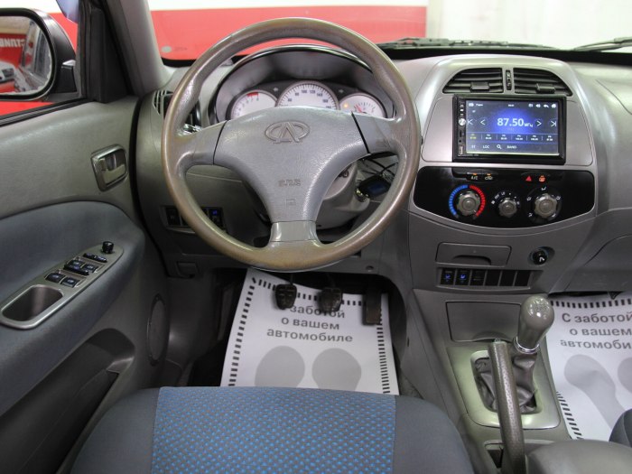 Tiggo t11 салон