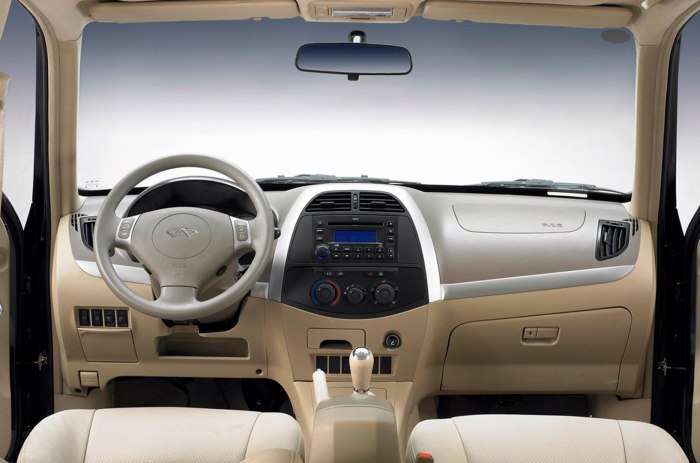 Chery Tiggo t11 салон