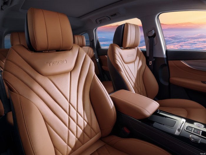Chery Tiggo 8 салон