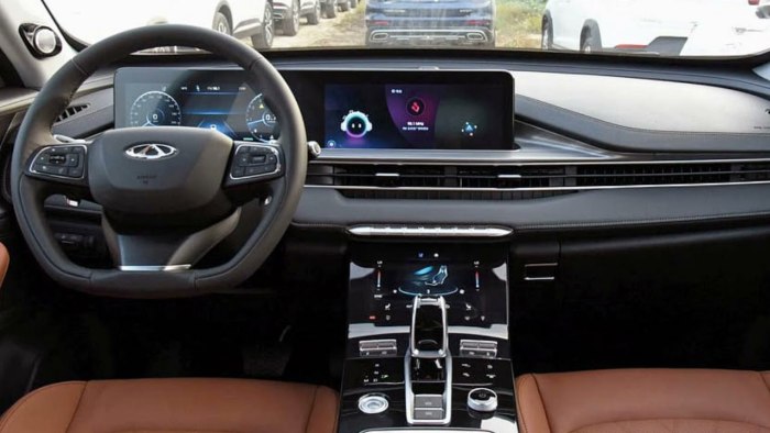 Chery Tiggo 8 Pro салон