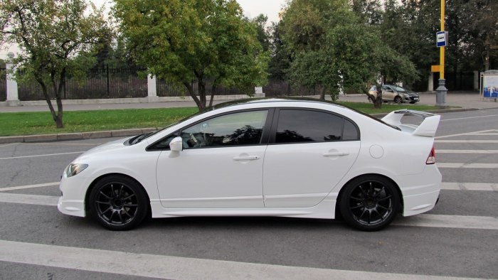 Honda Civic 4d белый