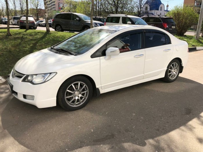Honda Civic 2008 белый