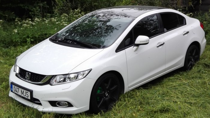 Honda Civic белая