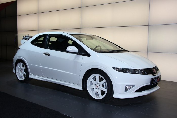 Honda Civic 2008 белый