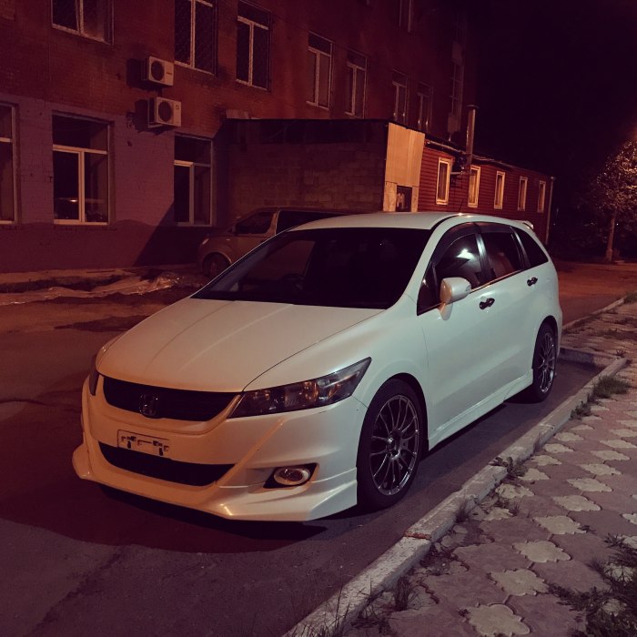 Honda Stream rn2