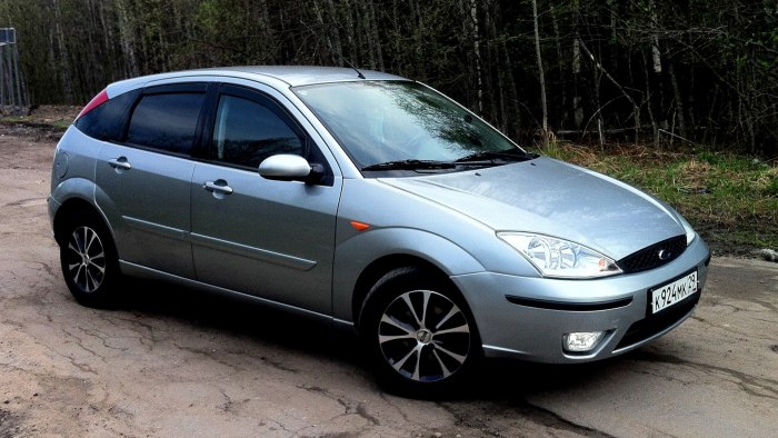 Ford Focus 2005 хэтчбек