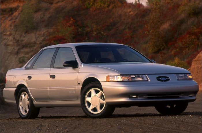 Ford Taurus 2
