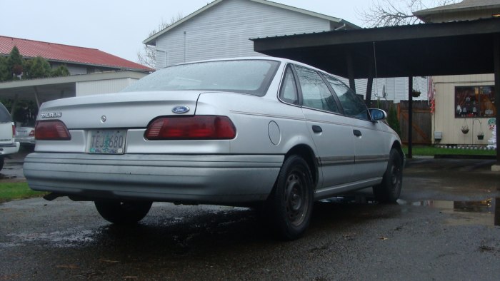 Ford Taurus 1992