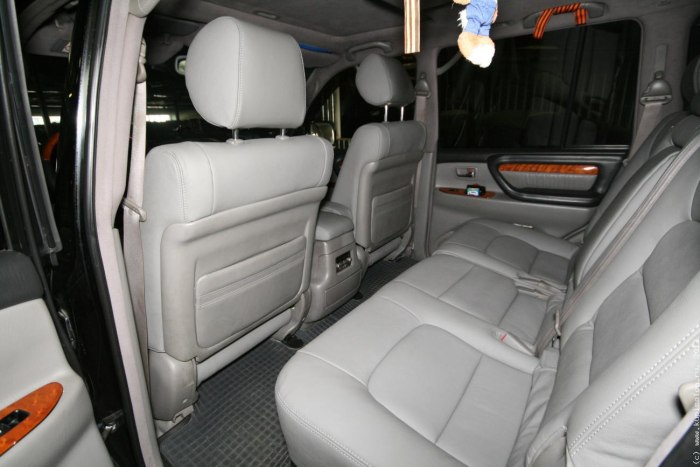 Lexus lx470 2007 Interior