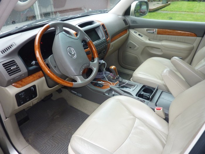 Лексус gx470 2005 года салон