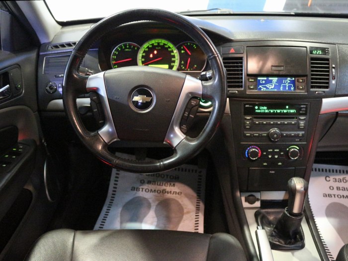 Chevrolet Epica 2012 салон