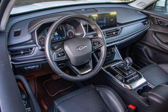 Chery Tiggo 8 интерьер