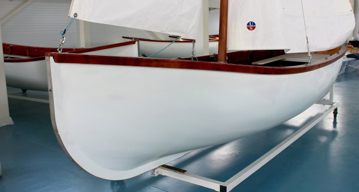 Гребная лодка ял-6