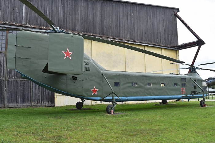 Як 24