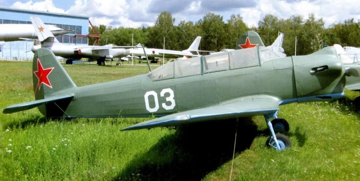 Yak 18a