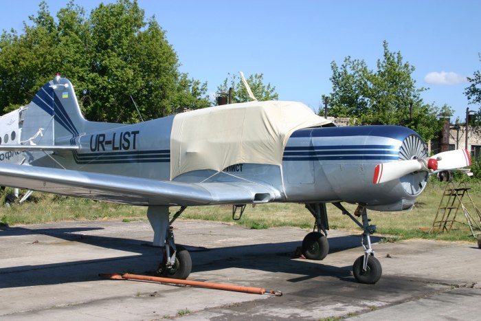 УТ-2 учебный летательный аппарат