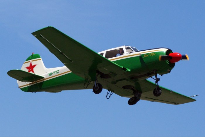 Самолёт як-18т