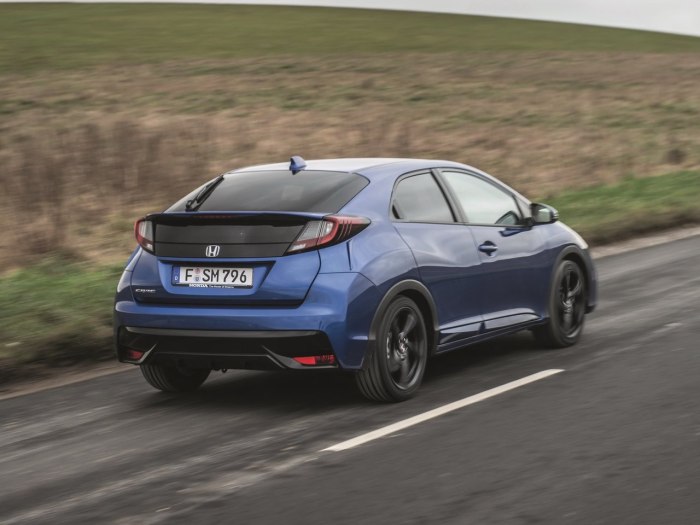 Honda Civic 2013 хэтчбек