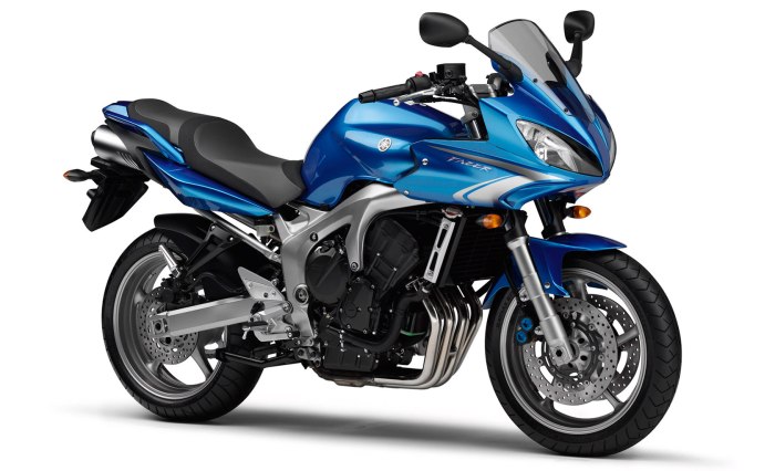 Yamaha fz6 s2