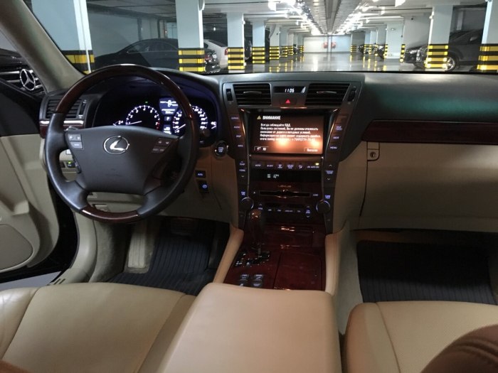 Lexus LX 460 2007