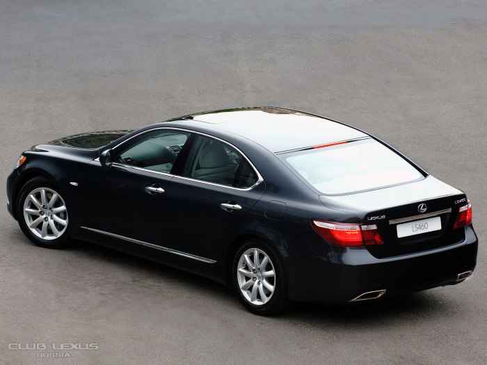 Лексус ls460 сзади