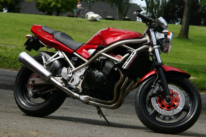 Suzuki GSF 400