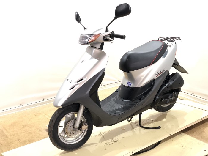 Скутер Honda Dio af 34