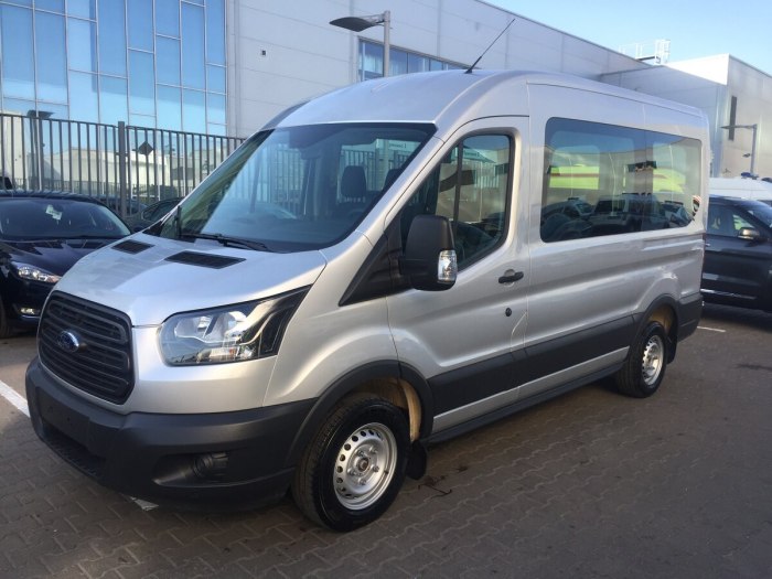 Ford Transit Kombi 8+1