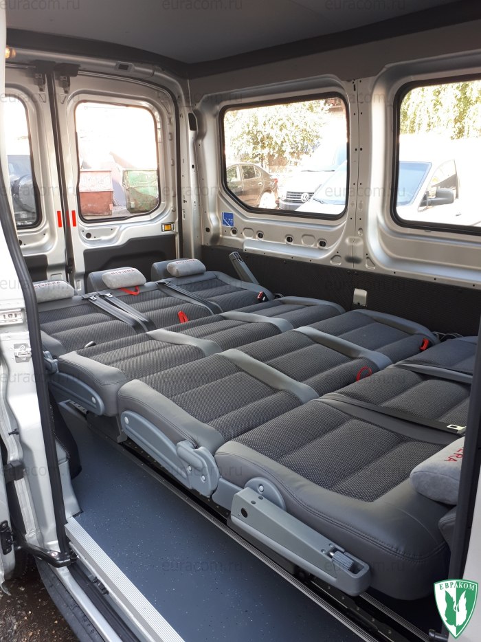 Ford Transit Kombi 8+1 салон