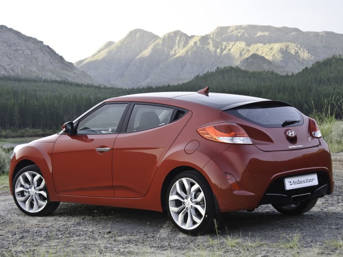 Hyundai Veloster 2012