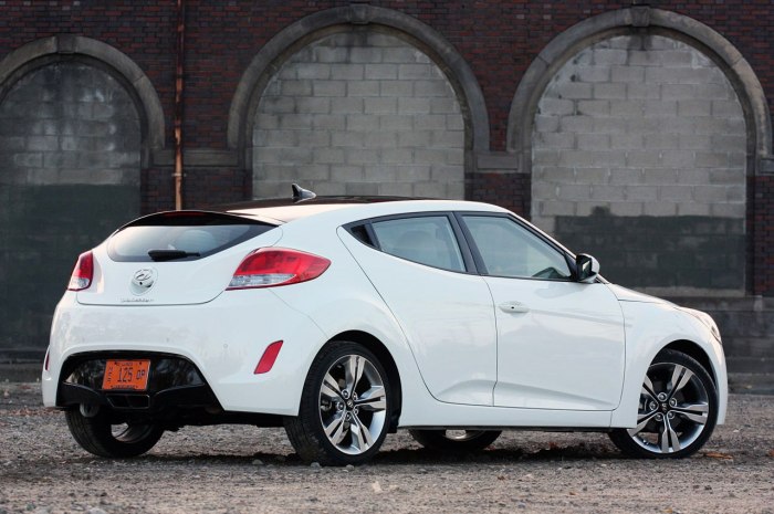 Hyundai Veloster 2