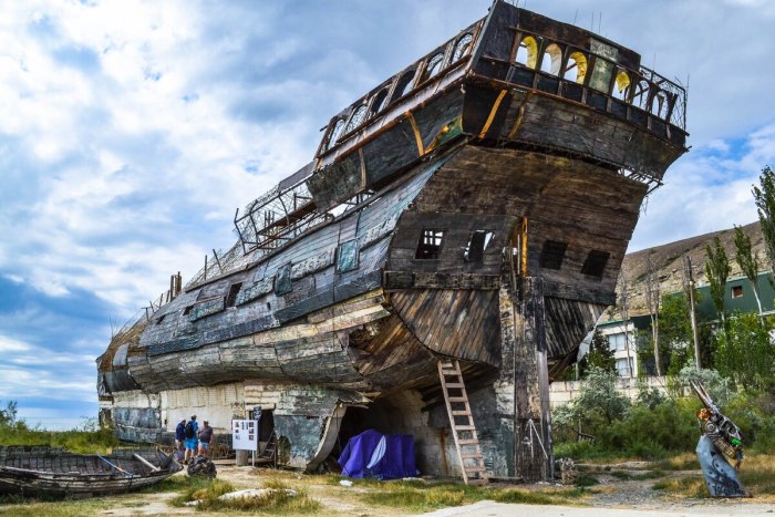 Бугаз корабль Виктор
