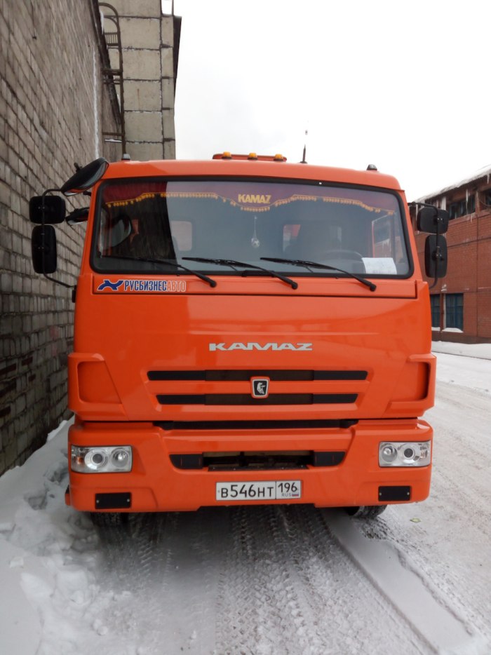 Ламбрекены на КАМАЗ 6520