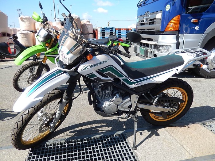 Мотоцикл Yamaha Serow 250