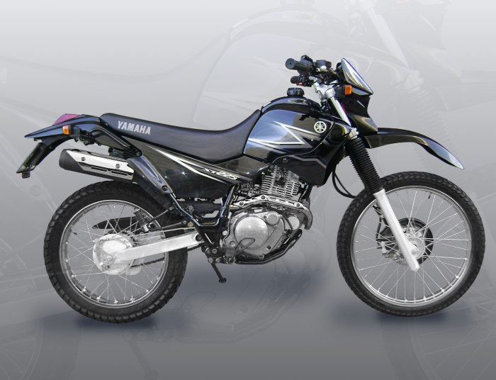 Yamaha Serow 225