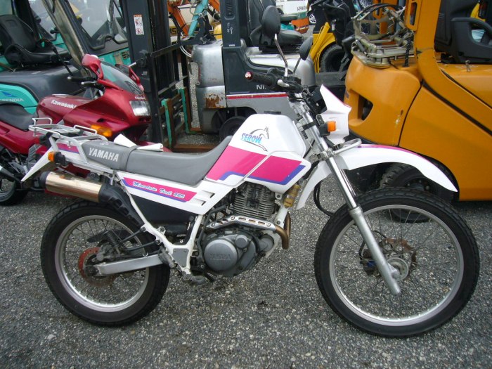 Yamaha Serow 225
