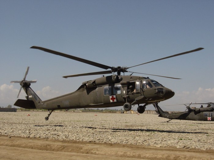 Uh-60 Black Hawk кабина