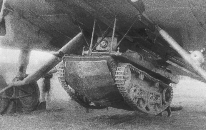 ТБ-3 танкетка т-37