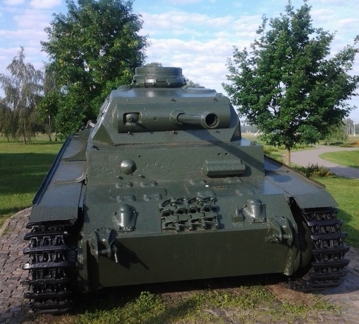 Живые танки