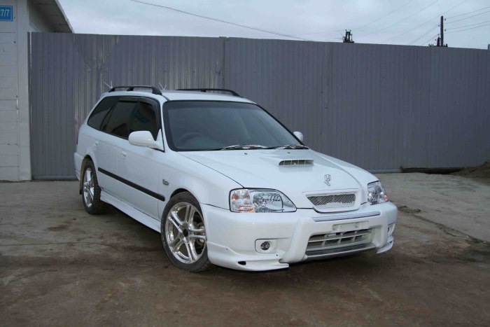 Honda Orthia 2000